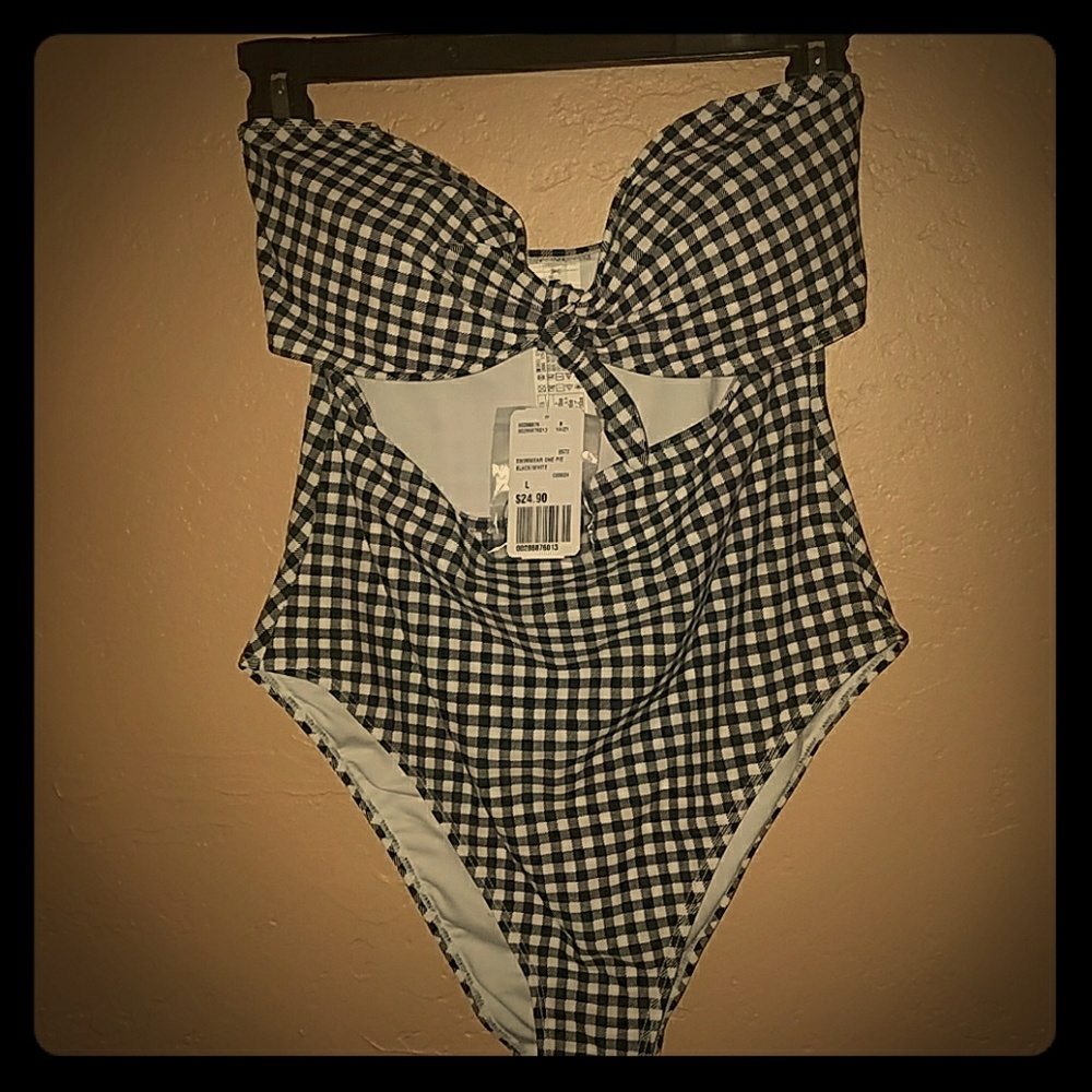 FOREVER 21 Bathing suit